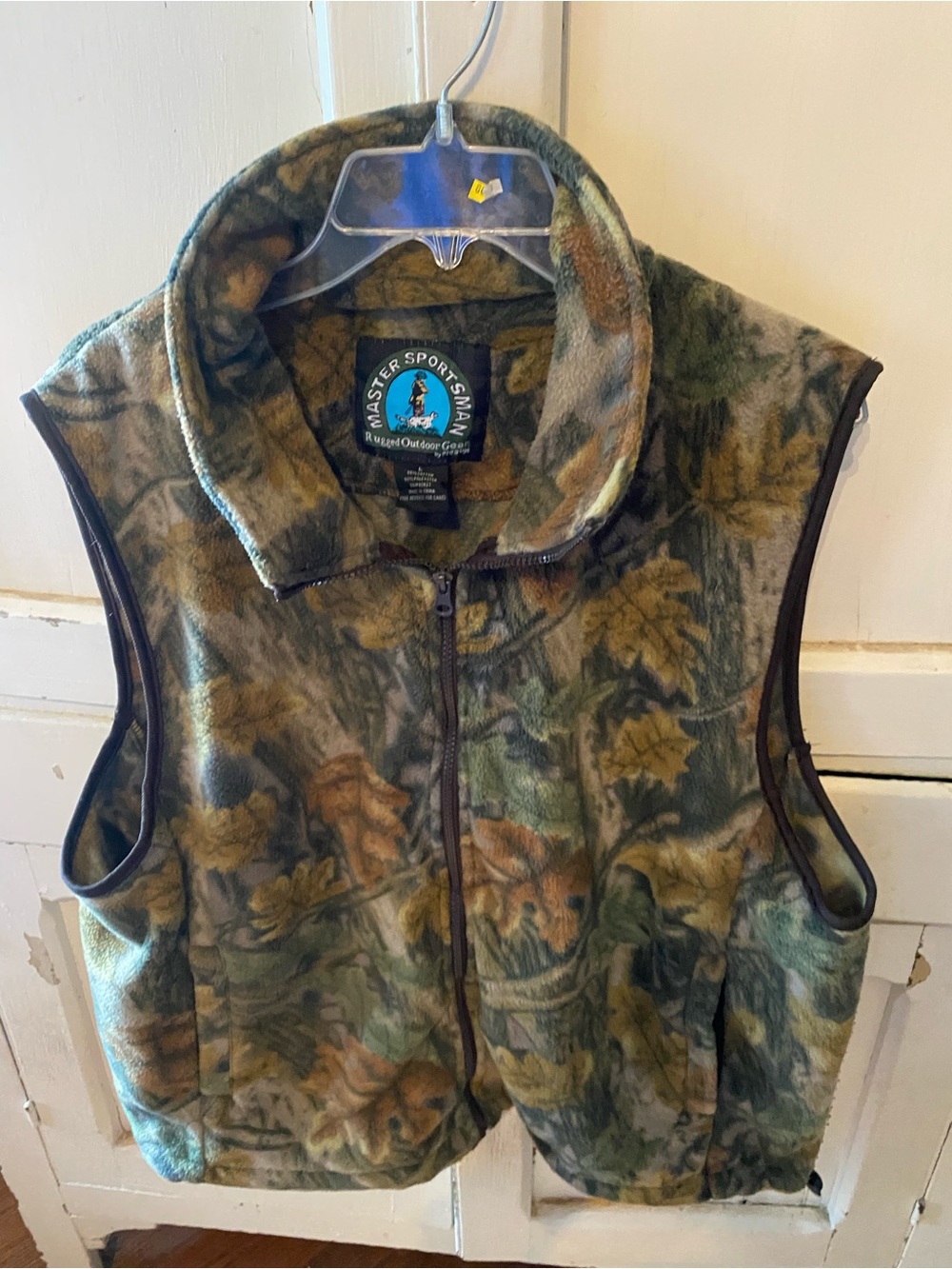 Masters Men's Camouflage Fleece Vest in Green and Brown